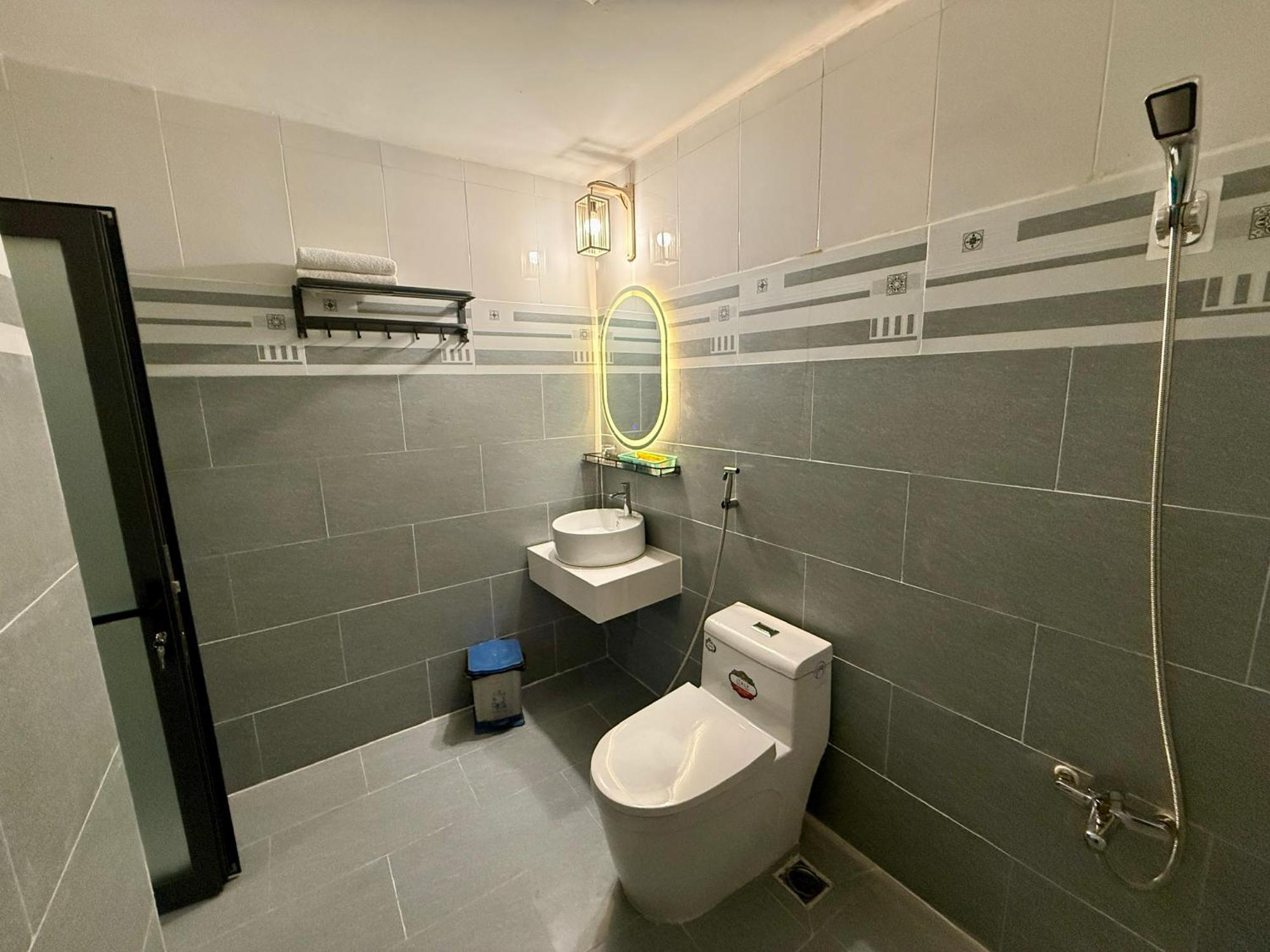 Khách sạn Hồng Hà 2